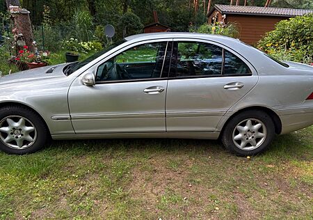 Mercedes-Benz C 180 ELEGANCE Elegance VB TÜV 12/26