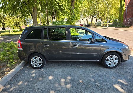 Opel Zafira 1.6 CNG Turbo Vollausstattung Benzin/Gas