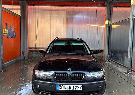 BMW 320d touring - SHZ / Schiebedach / Apple Car