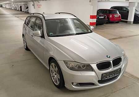 BMW 318d Touring E91, Navi, SHZ,AHK