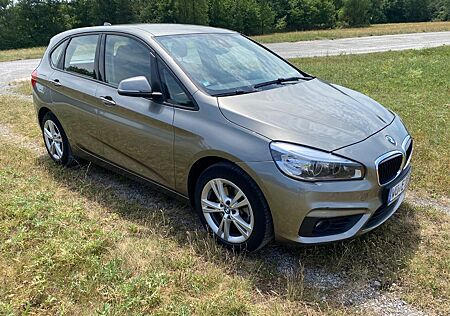 BMW 2er 220 Active Tourer 220d xDrive Steptronic -