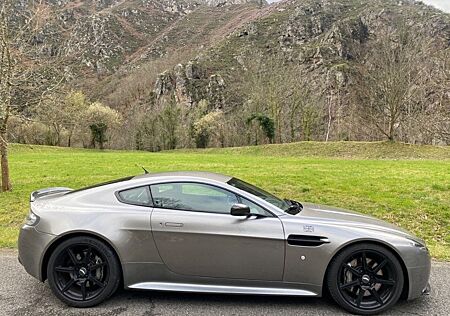 Aston Martin V8 Vantage 4.3l -