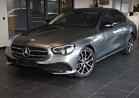 Mercedes-Benz E 220 D 9G EXCLUSIVE"LEDER"360°-KAMERA"ESD"AHK"