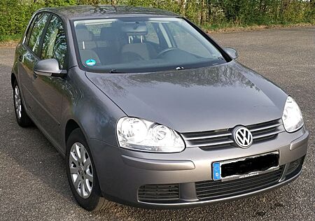 VW Golf Volkswagen 1.4 Comfortline Limousine * Unitedgrey *