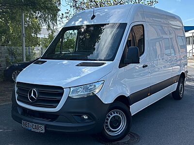 Mercedes-Benz Sprinter 315/215 Kasten L2H2*Klima*NAVi+Kamera