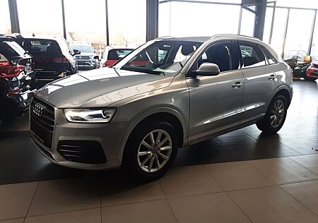 Audi Q3 sport AHK SH Sound GRA PDC