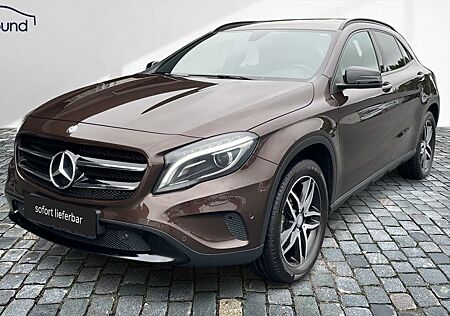 Mercedes-Benz GLA 180 Urban Alu Klima PDC Xenon