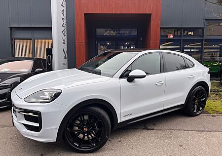 Porsche Cayenne Coupe GTS Leichtbau · Sportp· Burmester