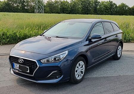 Hyundai i30 1.4 Soko Navi
