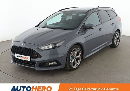 Ford Focus 2.0 EcoBoost ST*NAVI*XENON*TEMPO*PDC*SHZ*