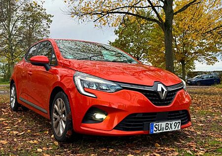 Renault Clio TCe 100 X-tronic Experience Experience