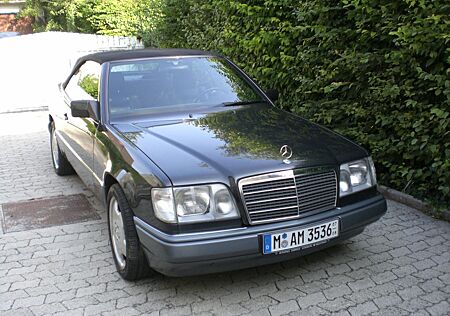 Mercedes-Benz E 320 , neuwert. Originalzustand, deutsches Fz.