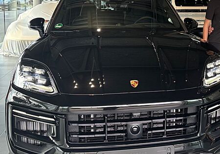 Porsche Cayenne Turbo E-Hybrid | 739 PS | Vollausstattun