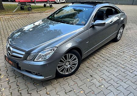 Mercedes-Benz E 250 E -Klasse Coupe CDI BlueEfficiency
