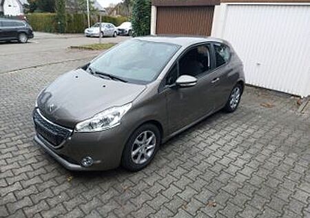 Peugeot 208 1.4 Active PureTech 95 Active