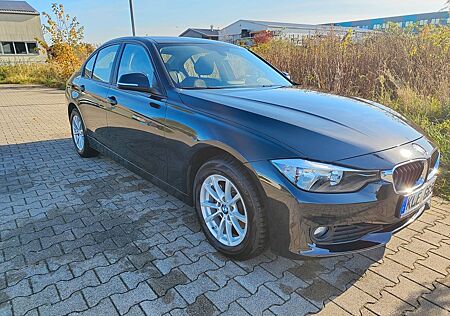 BMW 316i - Limousine