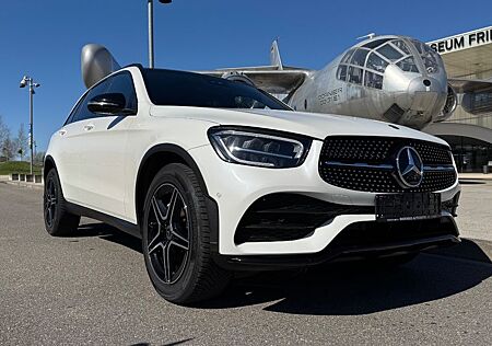 Mercedes-Benz GLC 300 d 4Matic PANO/NIGHT/WIDESCREN/AMG-LINE
