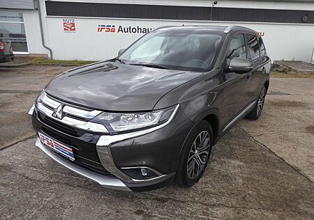 Mitsubishi Outlander 2.2 DI-D 4WD AT Klimaaut./LED/Sitzhz
