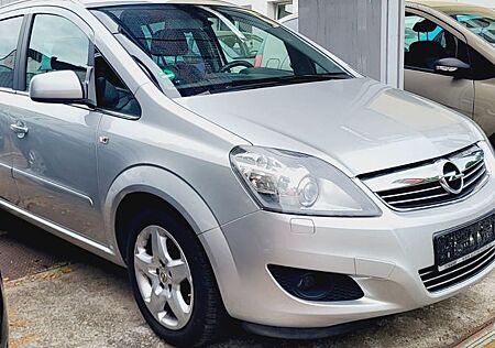 Opel Zafira B Innovation :: TÜV NEU: Scheckheftgepfle