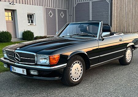 Mercedes-Benz SL 560