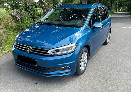 VW Touran Volkswagen 1.6 TDI SCR Comfortline Comfortline
