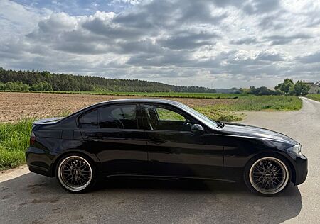 BMW 330i E90 VFL M Sportpaket