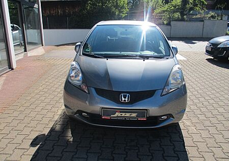Honda Jazz 1.4 Elegance/Einparkhilfe hinten
