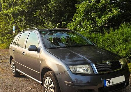 Skoda Fabia Combi 1.4 16V, 1Hd, Klima, TÜV
