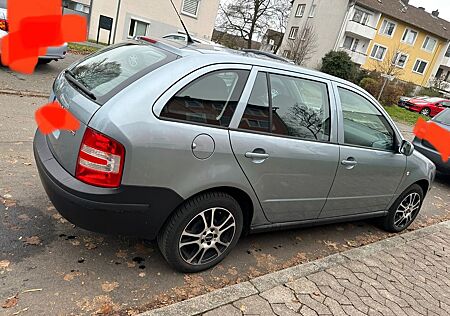Skoda Fabia Combi 1.4 16V 59 kW Ambiente Ambiente