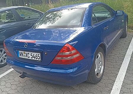 Mercedes-Benz SLK 200 -