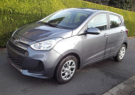 Hyundai i10 1.0 Select, sehr guter Zustand !