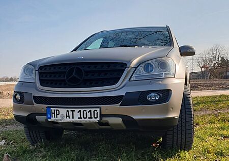 Mercedes-Benz ML 320