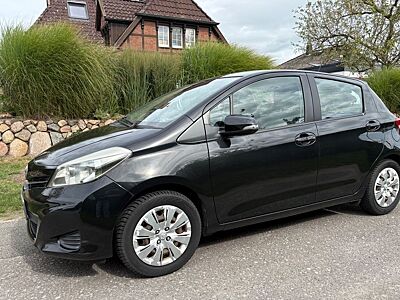 Toyota Yaris 1,0-l-Dual-VVT-i Cool Cool