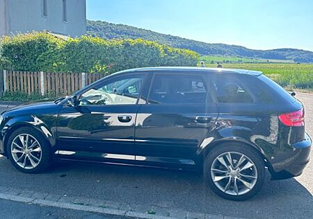 Audi A3 1.6 TDI (DPF) 66kW Ambition Sportback Amb...