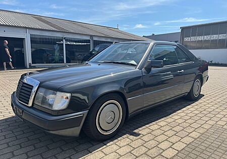 Mercedes-Benz 230 230CE