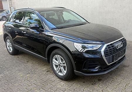 Audi Q3 45 TFSI e basis