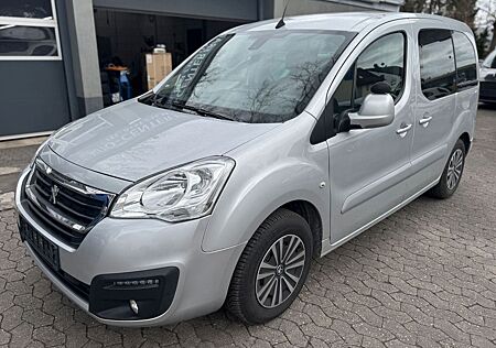 Peugeot Partner Tepee 1.6 HDI sehr gepflegt 1.Hand Navi