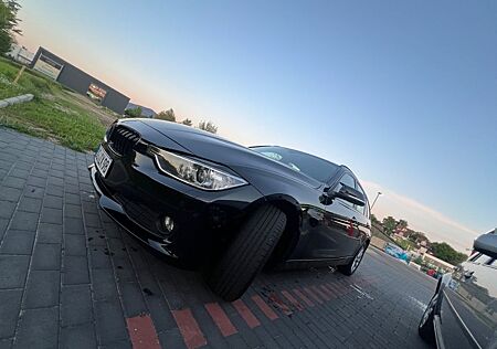 BMW 318d Touring Sport Line Sport Line