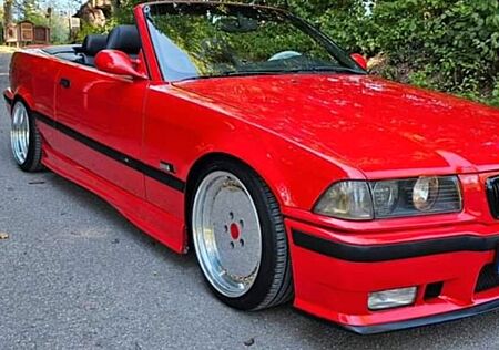 BMW 328i *CABRIO*M-SPORT PAKET*LEDER*CARLINE*LEDER*
