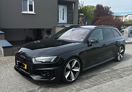 Audi RS4 2.9 TFSI tiptronic quattro Avant -