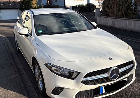 Mercedes-Benz A 180 - 7G-DCT Progressive
