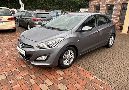 Hyundai i30 FIFA World Cup Edition+Lückenl Scheckheft+