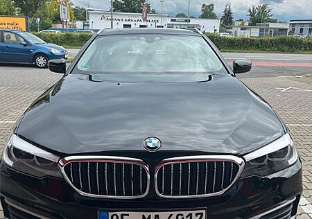 BMW 520d xDrive Touring A -