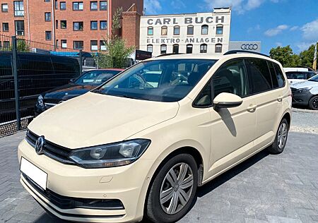 VW Touran Volkswagen Automatic/7 Sitze/Navigation