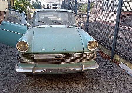 Opel Rekord P2 BJ. 1961 "Wer küsst mich wieder wach"