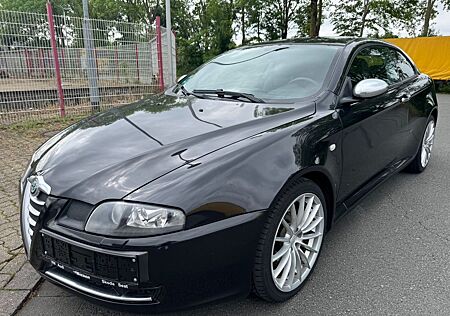 Alfa Romeo GT  Quadrifoglio Verde 1,9 JTD TÜV NEU