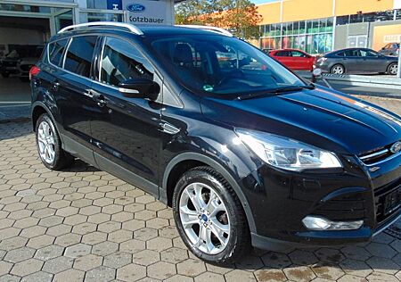 Ford Kuga Tit. 4x4 AWD NAVI AHK Zahnriemen NEU TOP+++