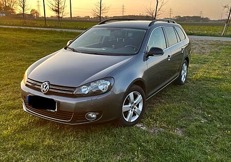 VW Golf Volkswagen 1.6 TDI Style Variant Style