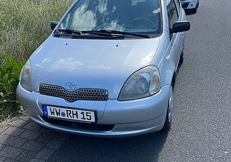 Toyota Yaris 998 ccm (1,0 l) ( P1 )