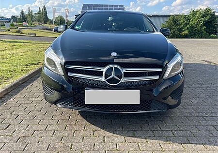 Mercedes-Benz A 180 BlueEFFICIENCY Edition